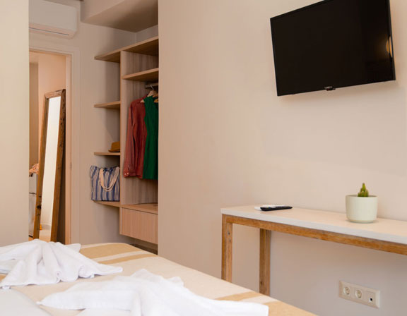 Sunlight superior hospitality στη Σίφνο - Ευρύχωρο δίχωρο δωμάτιο