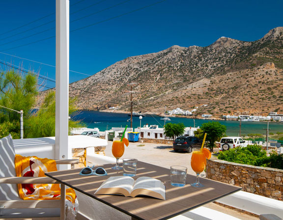 Βεράντα με θέα στη θάλασσα